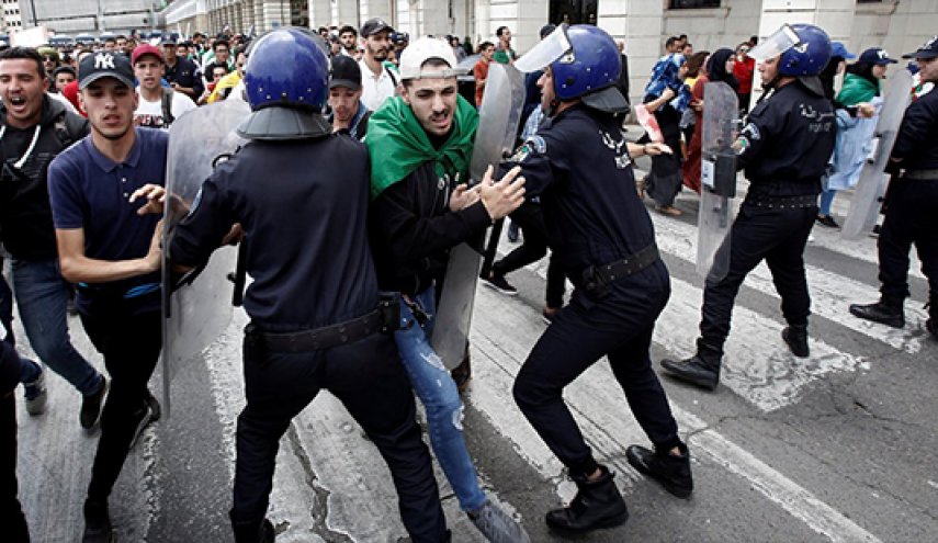 ارتفاع عدد معتقلي الرأي في الجزائر مع اقتراب موعد الرئاسيات
