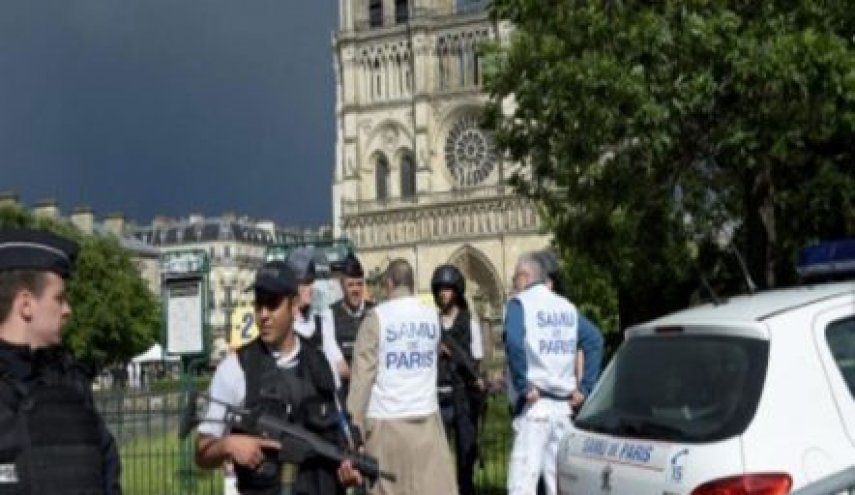 سجن لمدة 25 و30 عاماً لـ’خلية نسائية إرهابية’ في فرنسا