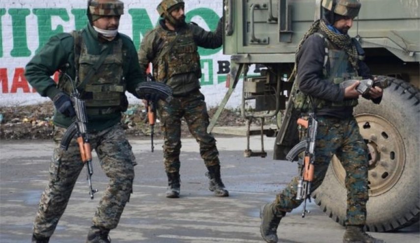 تبادل إطلاق النار بين الأمن الهندي ومسلحين في كشمير