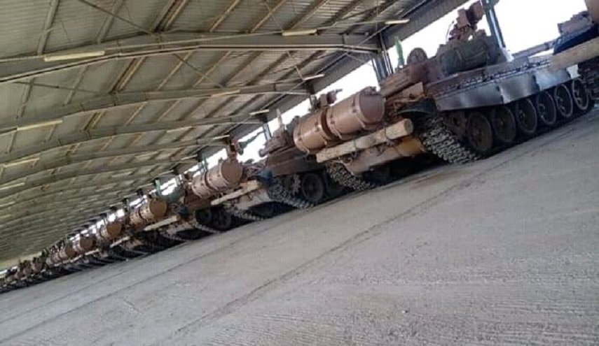الجزائر تجدد دبابات 