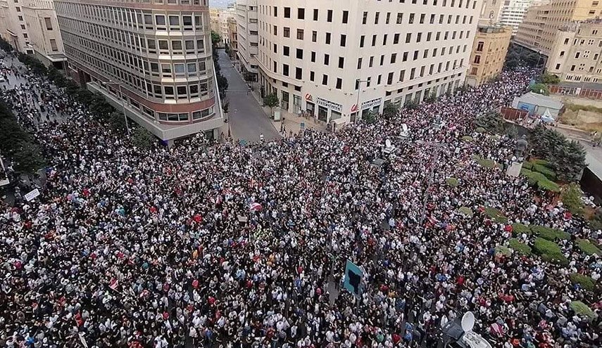 تواصل التظاهرات في لبنان لليوم الرابع