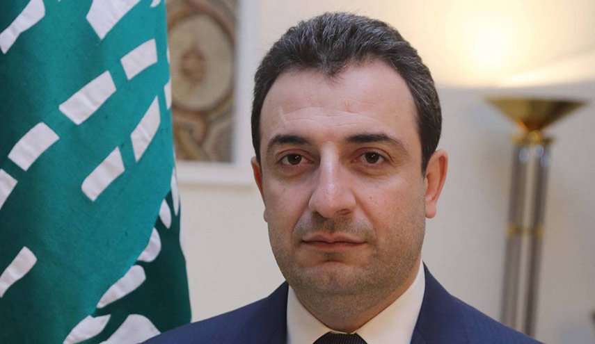 وزير الصناعة اللبناني يعلن موافقة 'اللقاء الديمقراطي' على الإصلاحات