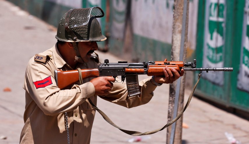 10 قتلى على الأقل في قصف متبادل بين الجيشين الهندي والباكستاني