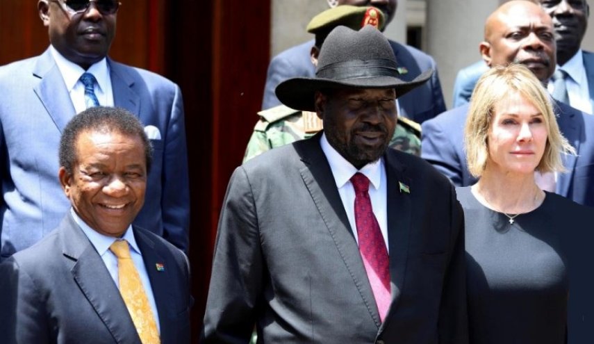 مجلس الأمن يدعو جنوب السودان إلى تشكيل حكومة شاملة
