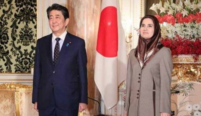 مساعدة روحاني تلتقي رئيس الوزراء الياباني