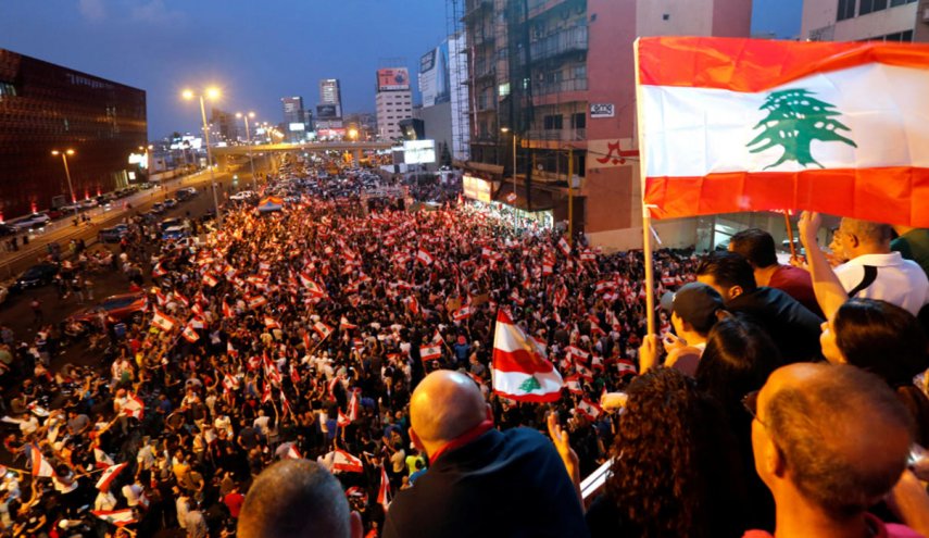 كم هي تكلفة الإحتجاجات في لبنان؟