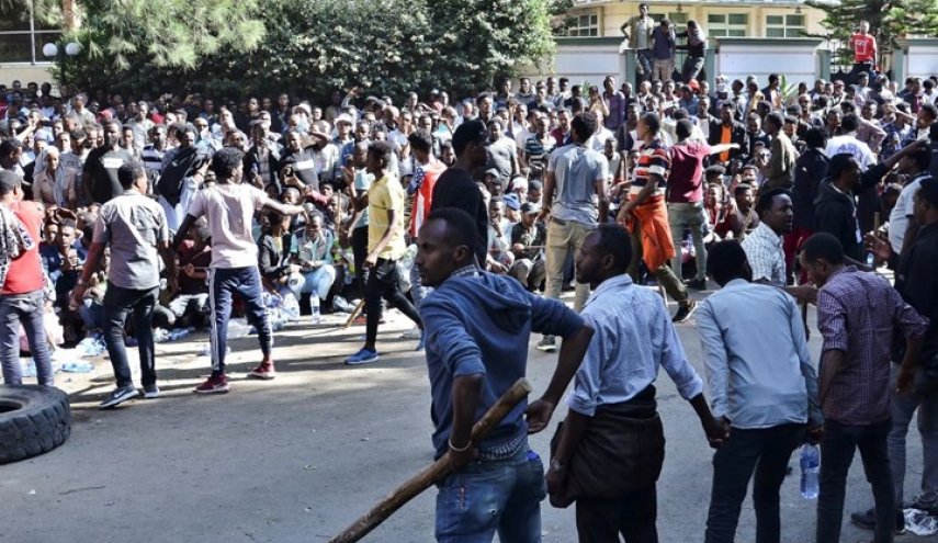 قمع دموي لتظاهرات مناهضة لآبي أحمد في إثيوبيا