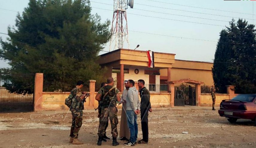 الجيش السوري يدخل بلدة عامودا على الحدود مع تركيا

