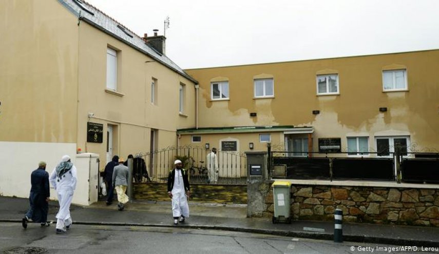 إطلاق نار على مسجد في فرنسا