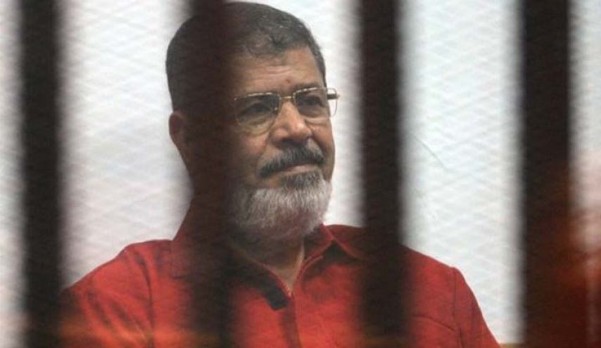 محامي دولي يدعو للتحقيق في وفاة مرسي 