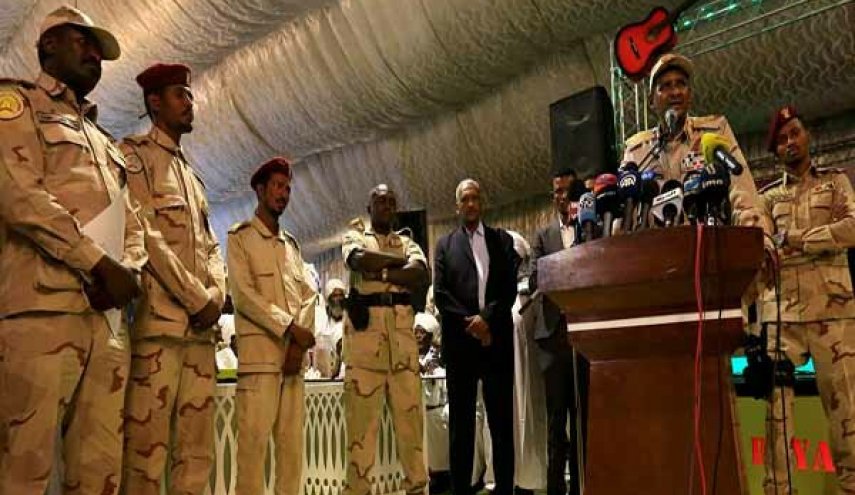 روزنامه سودانی: خروج ۱۰ هزار نظامی سودانی از یمن/نیروی جایگزین اعزام نمی شود