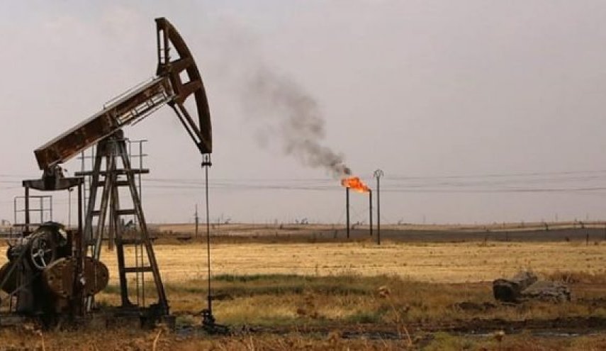 دولة خليجية تشق الطريق لآبار النفط السورية
