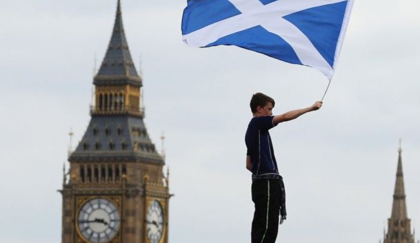 اسكتلندا ستطالب بريطانيا باستفتاء للاستقلال  
