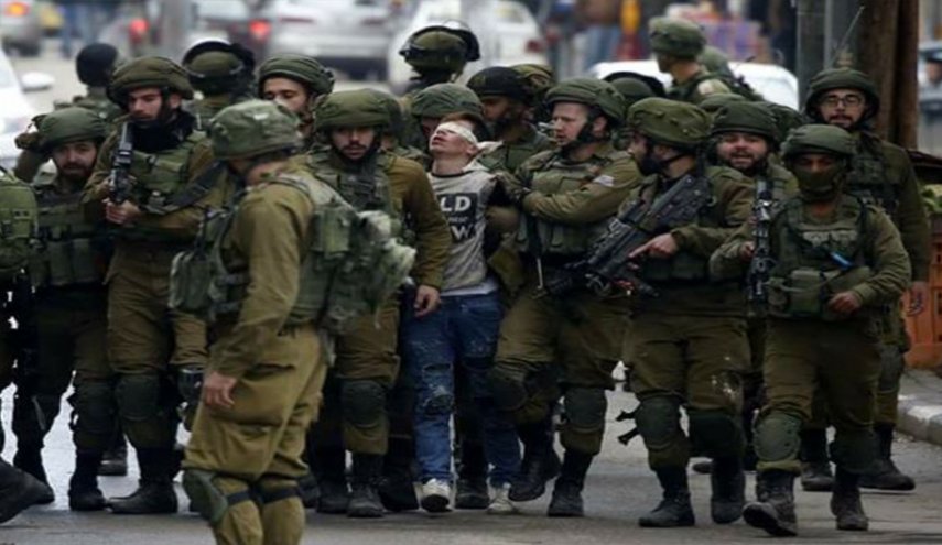 الاحتلال يعتقل طفلا من داخل مدرسة بالقدس