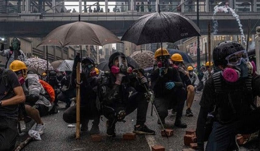 معترضان هنگ‌‌کنگ با خواندن سرود ملی آمریکا و انگلیس خواستار جدایی از چین شدند