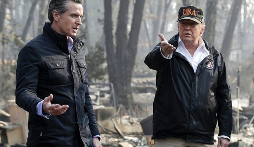 واکنش عجیب ترامپ به عملکرد فرماندار کالیفرنیا در مقابله با آتش‌سوزی 