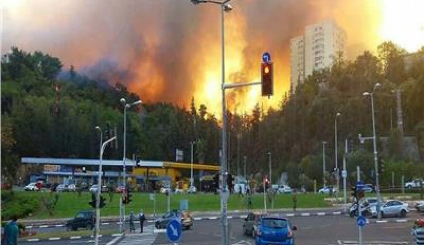 مقتل 3 من رجال الإطفاء جراء انفجار في مبنى بإيطاليا
