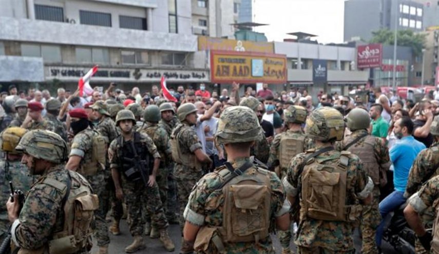 الجيش اللبناني يعمل على فتح الطرقات في طرابلس والشمال
