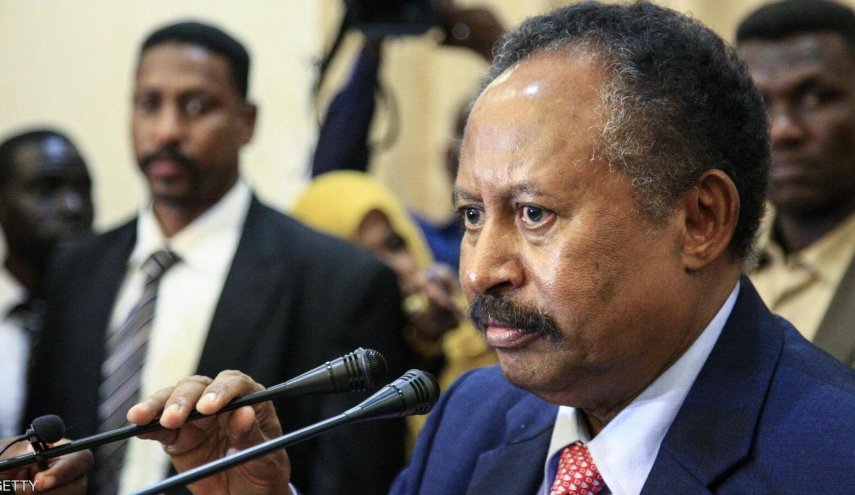 حمدوك يعتبر رفع اسم السودان من قائمة الإرهاب أكبر تحديات حكومته