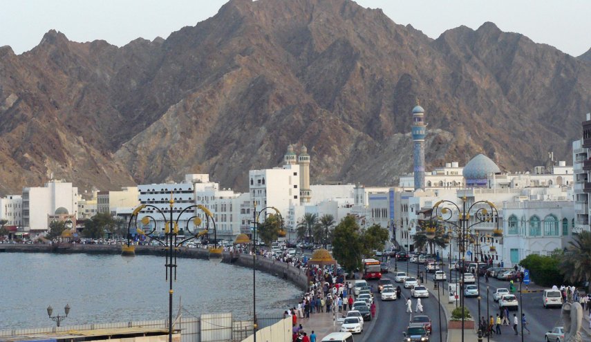 لهذا السبب.. سلطنة عمان توقف استقدام العمالة الأجانب