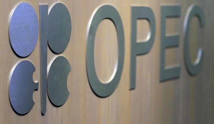اوپک و متحدانش احتمالاً قرارداد کاهش عرضه نفت را تمدید می‌کنند