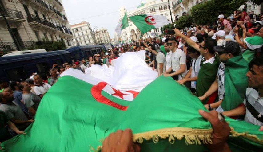 نقش امارات در سرکوب جنبش الجزایری‌ها / همکاری اطلاعاتی ابوظبی و الجزیره