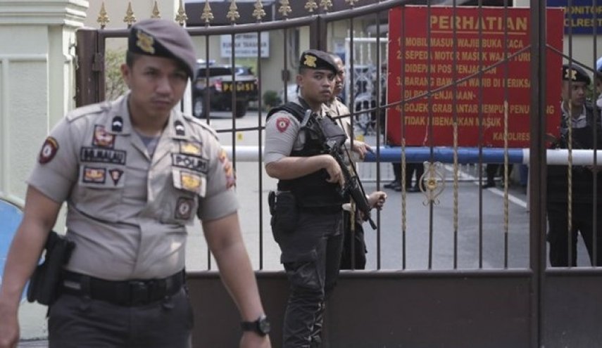 انفجار انتحاری در شمال اندونزی 6 زخمی برجا گذاشت
