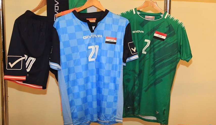 چرا سفیر آمریکا در عراق، بازوبند کاپیتان تیم ملی این کشور را بست؟+عکس