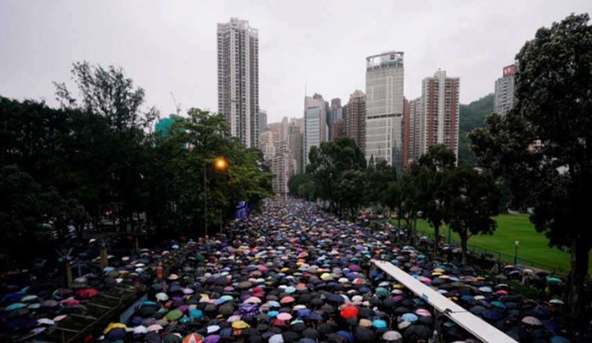 هل احداث هونغ كونغ تسبب اشتعال الامور بین الصين وبريطانيا؟!