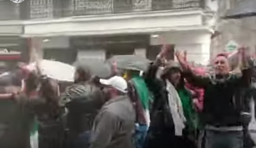 تواصل الإحتجاجات في الجزائر للجمعة الـ 39 
