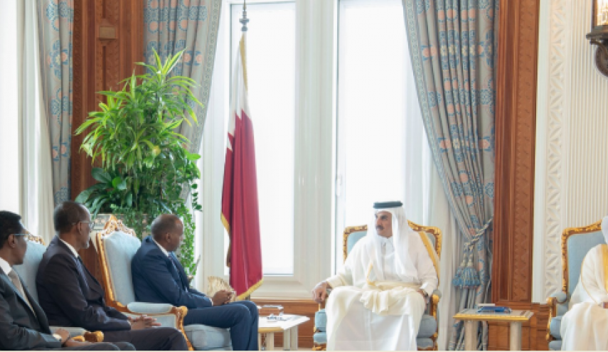أمير قطر يتلقى رسالة من الرئيس الصومالي
