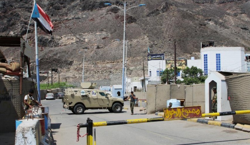 اشتباكات بين مرتزقة السعودية والامارات في عدن