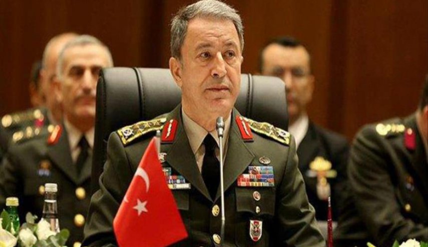 وزیر دفاع ترکیه: سامانه‌های اس-400 فعال می‌شوند
