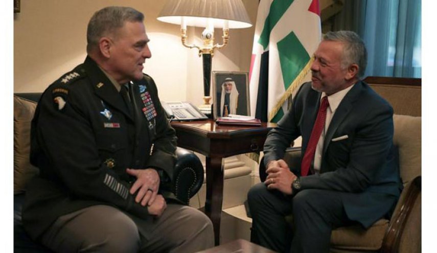 ملك الاردن يلتقي رئيس هيئة الأركان المشتركة للجيش الأميركي

