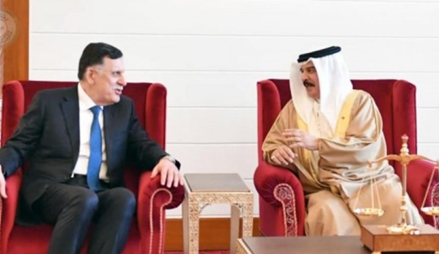دیدار رئیس دولت وفاق ملی لیبی با شاه بحرین و نارضایتی ابوظبی و ریاض
