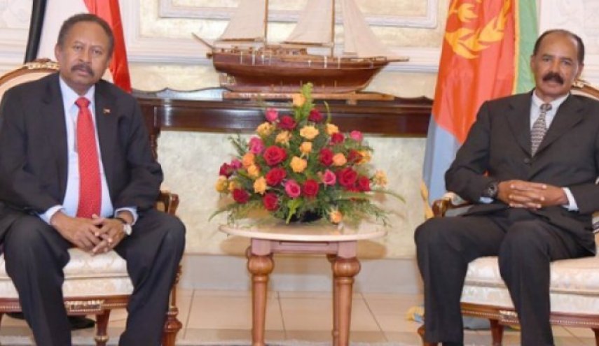 جلسة مباحثات مغلقة بين حمدوك والرئيس الإريتري