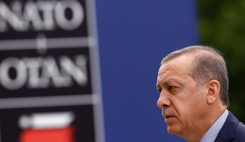 فشارهای ترکیه به ناتو برای «تروریستی» شناختن شبه‌نظامیان کُرد سوری

