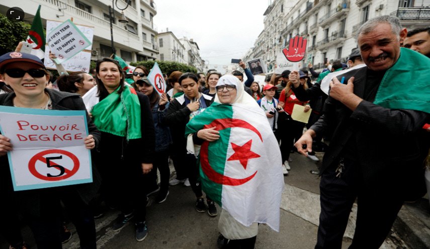 أول محاكمة علنية لمسؤولين ورجال أعمال في الجزائر