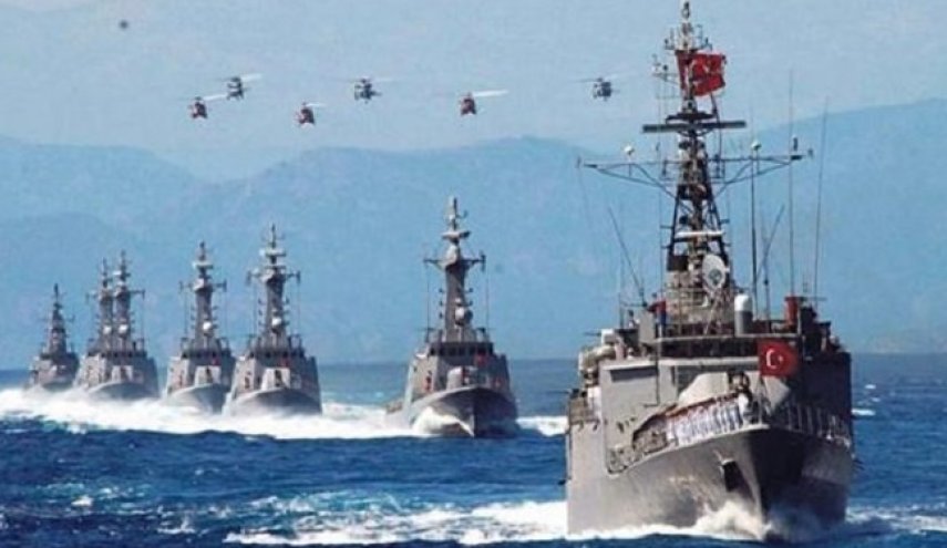 ارتش ترکیه در دریای اژه رزمایش برگزار می‌کند
