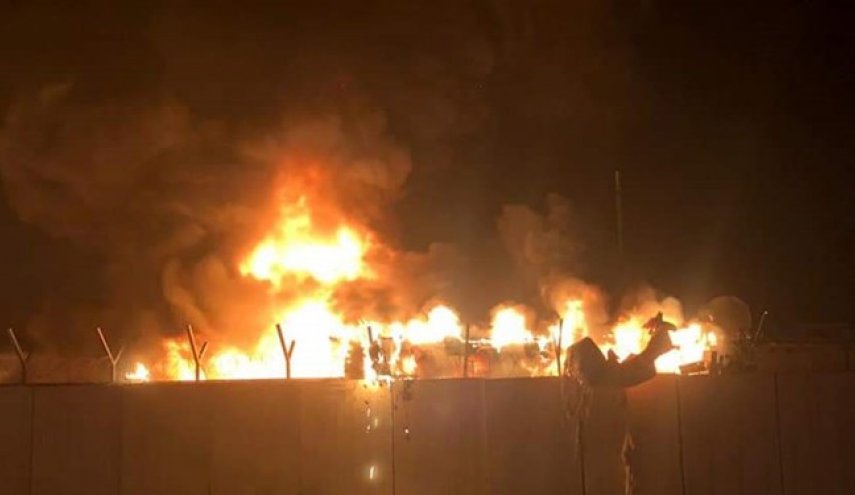 آشوبگران به ساختمان سوخته کنسولگری ایران در نجف هم رحم نکردند