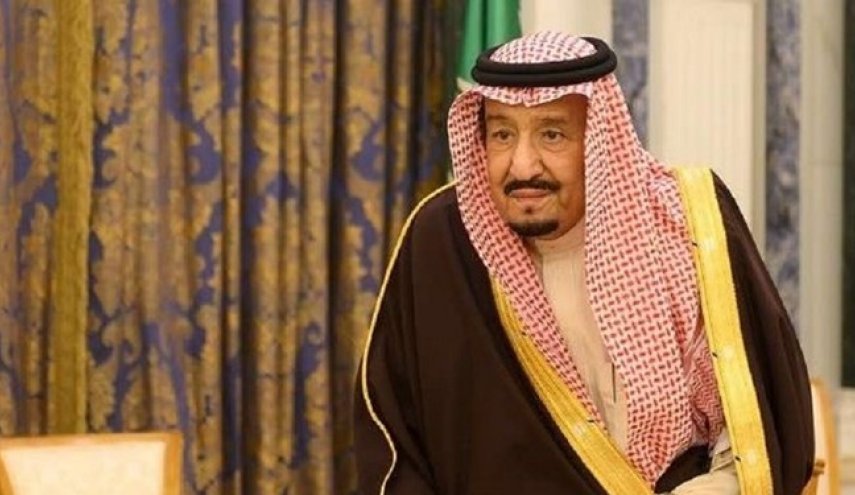 دعوت شاه سعودی از امیر قطر برای شرکت در نشست سران شورای همکاری

