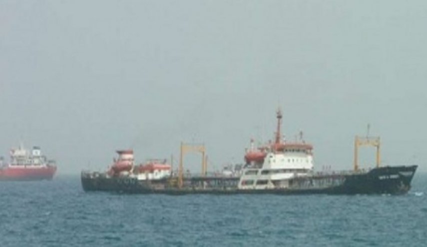 ائتلاف سعودی 13 کشتی سوخت و مواد غذایی یمن را در توقیف نگه داشته است

