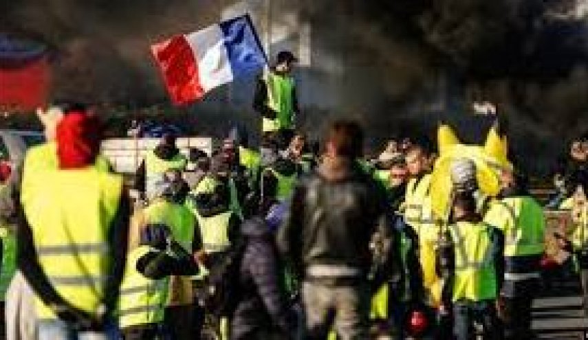 فرنسا تعلن عدد المحتجين على قانون التقاعد الجديد