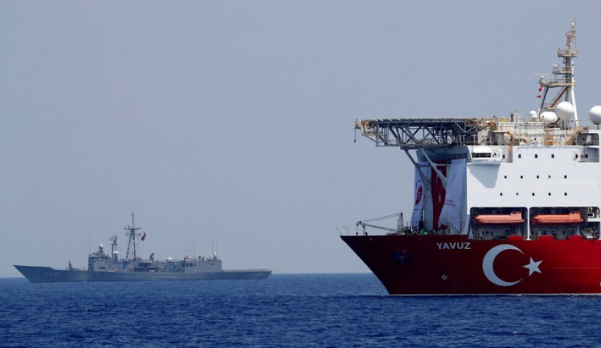 تركيا بصدد منع عمليات التنقيب عن الغاز لدول أخرى في شرق المتوسط