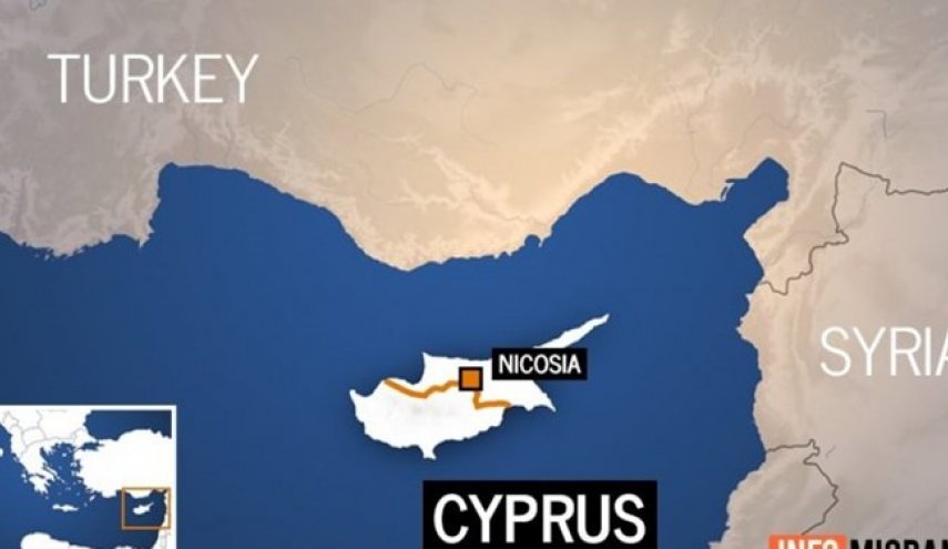 ناوهای ترکیه کشتی اسرائیلی را از آب‌های اطراف قبرس اخراج کردند
