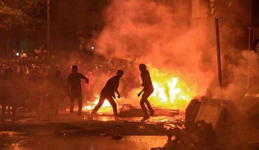 ناآرامی های بیروت ۶۰ زخمی برجای گذاشت/ عکاس خبرگزاری رویترز زخمی شد