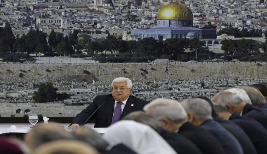 حماس ترد على قرار عباس حول الانتخابات
