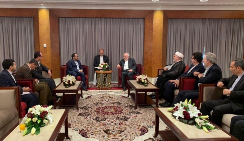 سخنگوی انصار الله یمن در مسقط با ظریف دیدار کرد