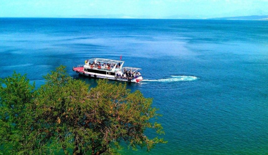 واژگونی قایق پناهجویان در دریاچه «وان» ترکیه؛ 7 نفر قربانی شدند
