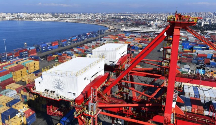 إعادة فتح ميناء اللاذقية التجاري أمام الملاحة البحرية